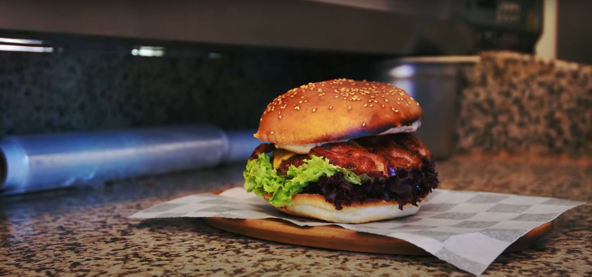 Wie werden die von Michal Orlowski empfohlenen besten Burger hergestellt?