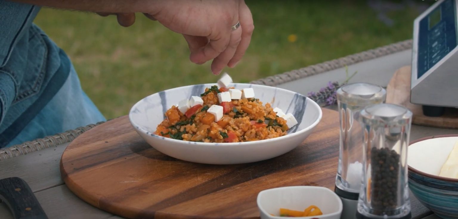 Bulgur-Pfanne mit Süßkartoffeln und Grünkohl | expondo.de